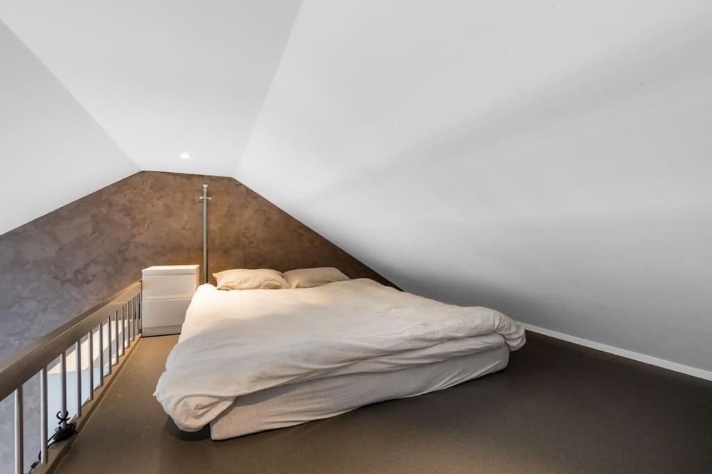 Apartamento 1-Roms Toppleilighet Pa Tangen/Bystranda Kristiansand Exterior foto