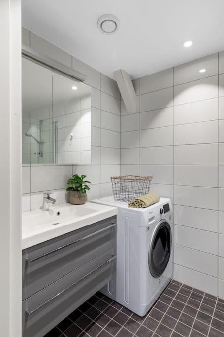 Apartamento 1-Roms Toppleilighet Pa Tangen/Bystranda Kristiansand Exterior foto